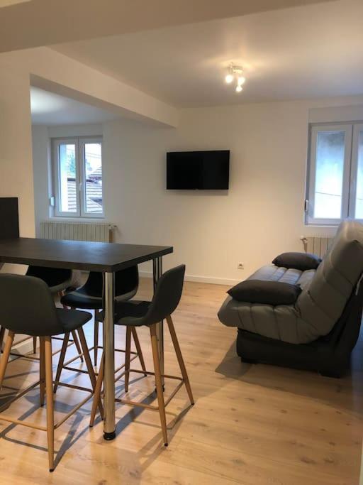 Appartement Moderne & Lumineux 40M2 Centre Luxeuil Buitenkant foto